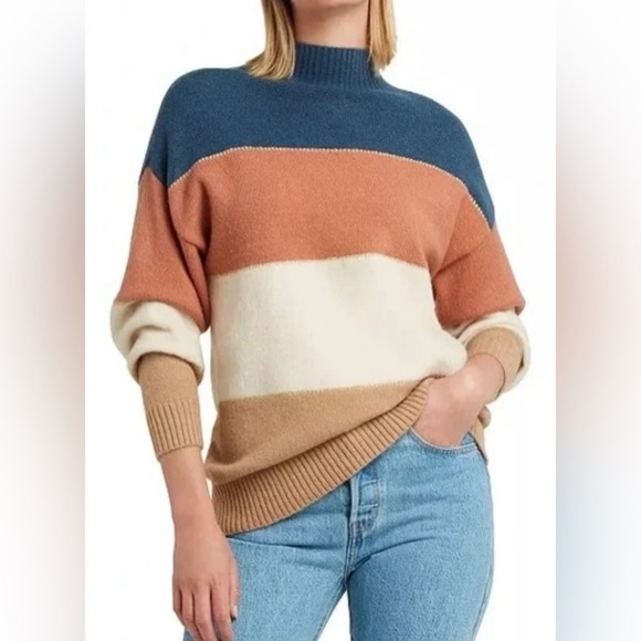 H HALSTON
Womens Ribbed Trim Metallic Mock Turtleneck Sweater Sz L - Picture 1 of 13